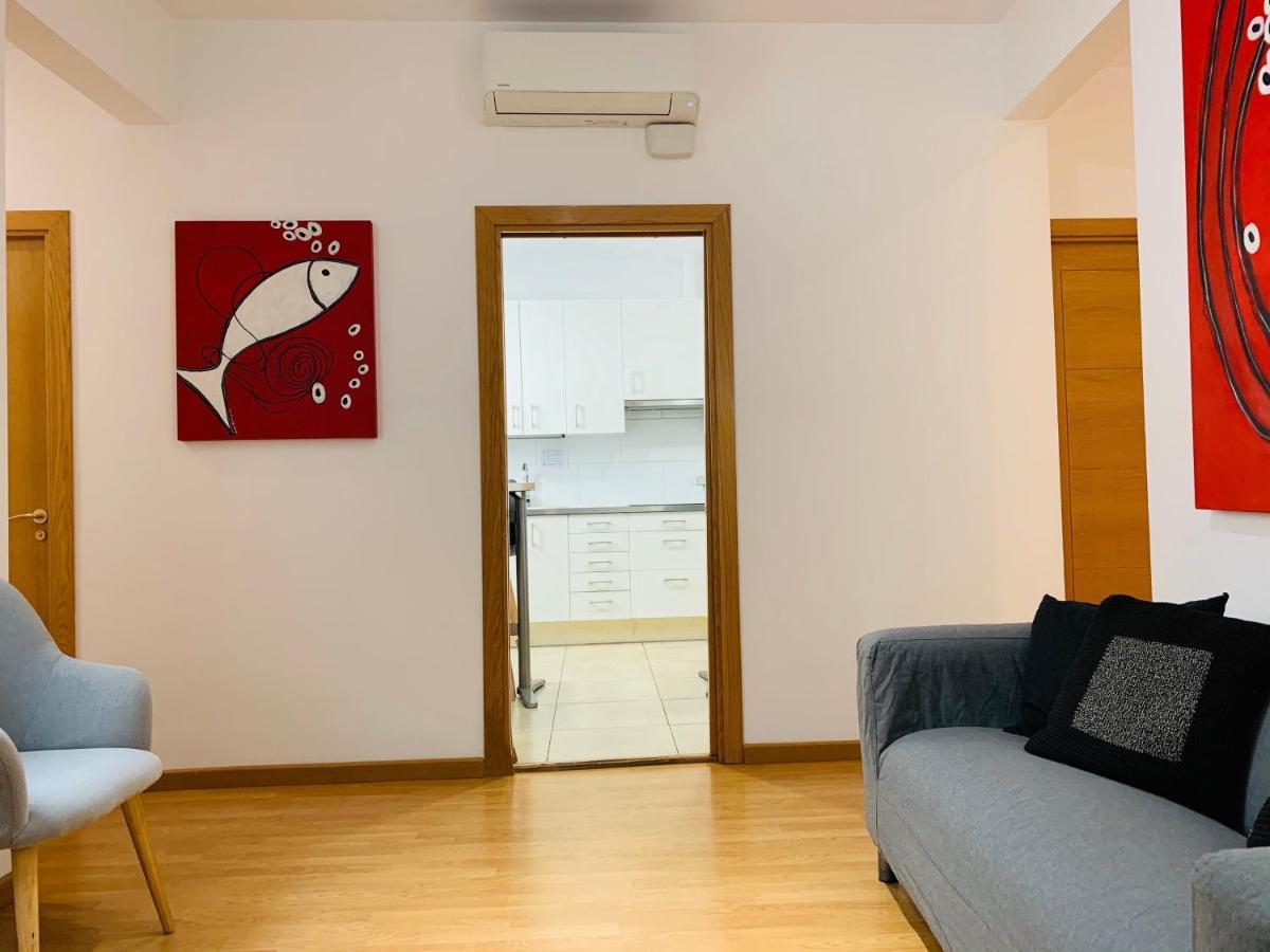 Aptbcn Super Balmes Appartement *